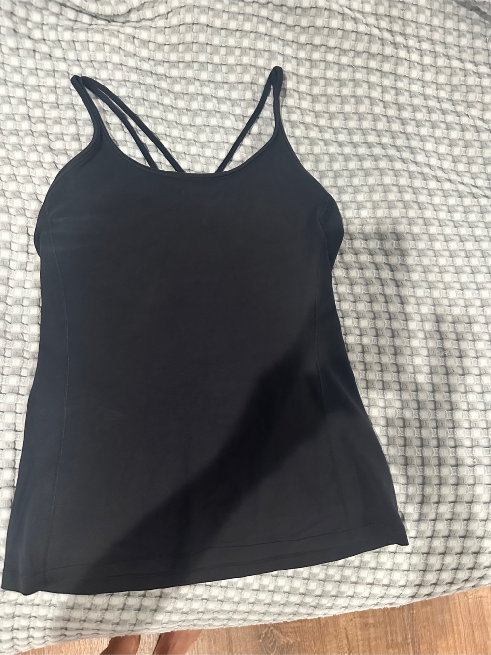 Lululemon black tank top built in bra